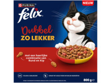 Kattenbrokken rund kip en rode biet product foto