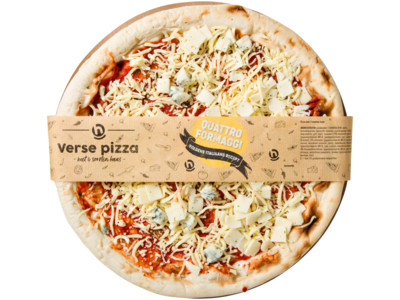 Pizza quattro formaggi product foto